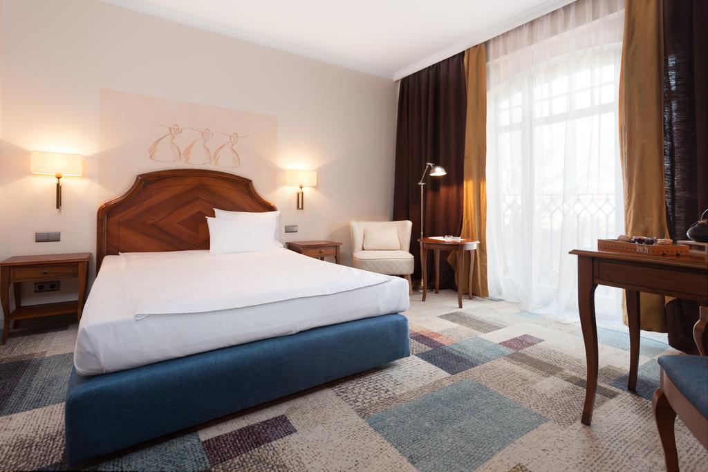 Hotel Rejs Устка Екстер'єр фото