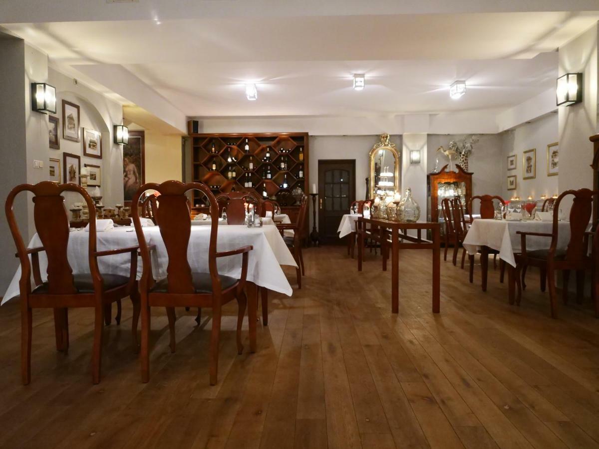 Hotel Rejs Устка Екстер'єр фото